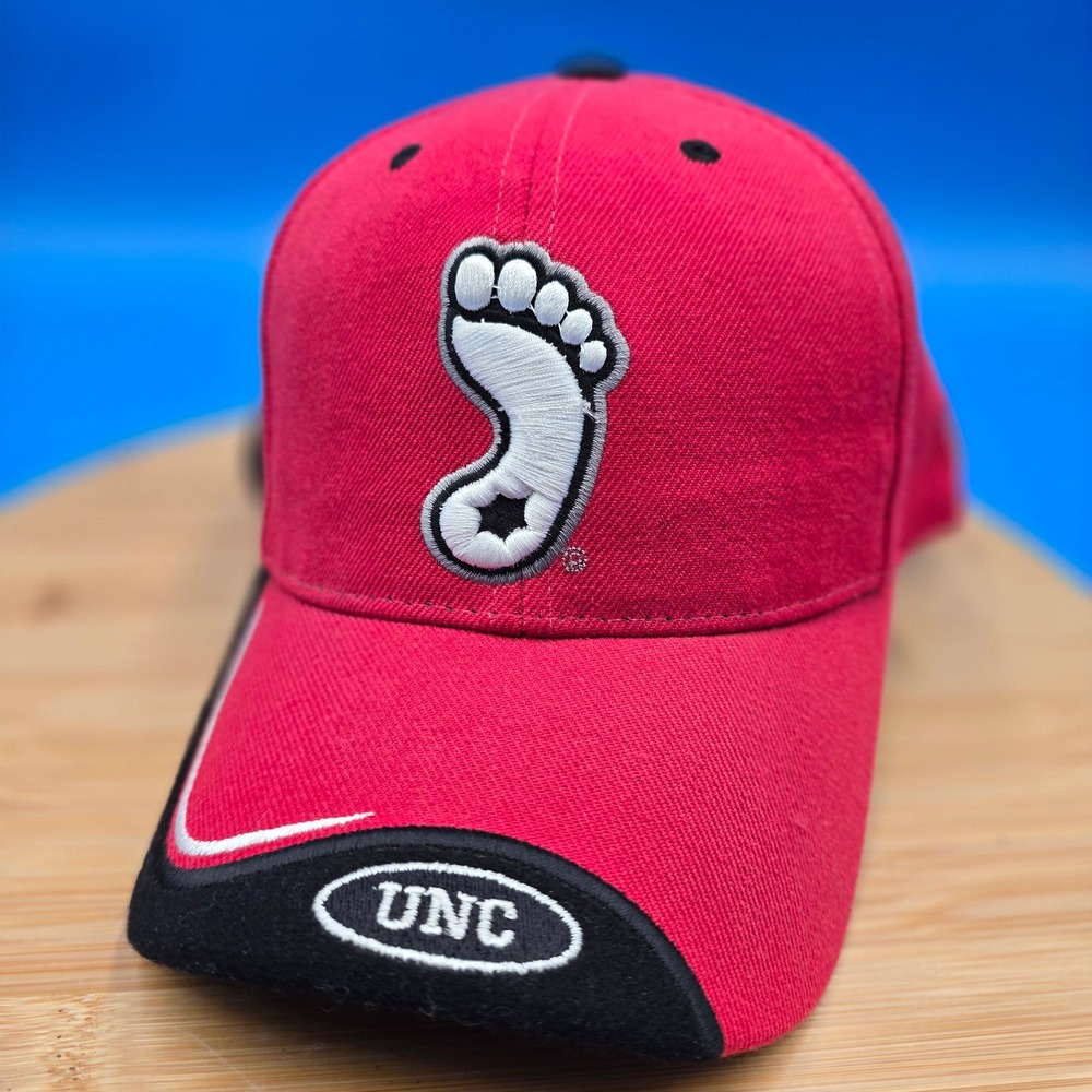 Vintage UNC‎ Tar Heels Hat Red/Navy NWT Deadstock Big Boy Headgear Snapback